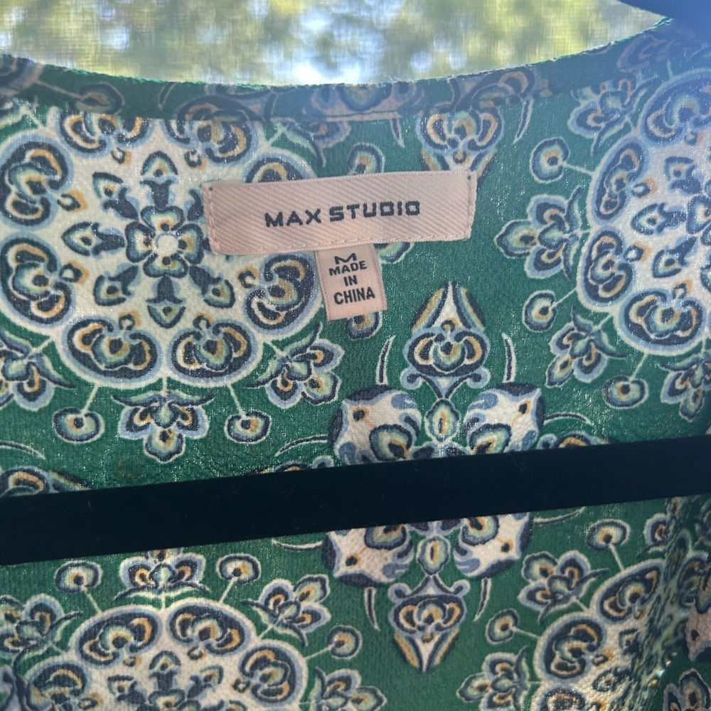 Max studio green wrap dress- M, medium - Picture 2 of 5